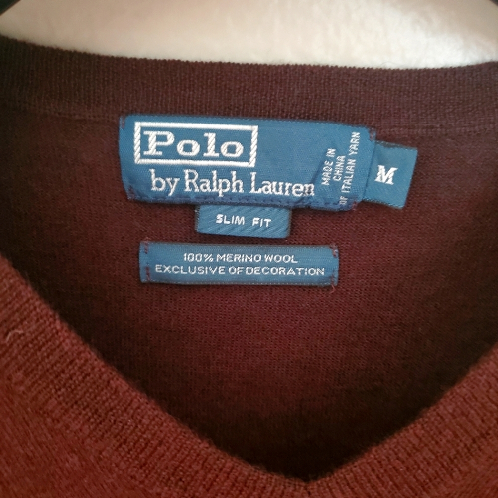 100% merino wool slim fit Medium sweater